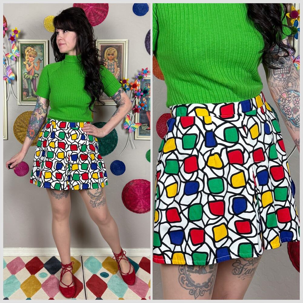 Vintage 1970s Colorful Op Art A-Line Pleated Mini Cotton Skirt